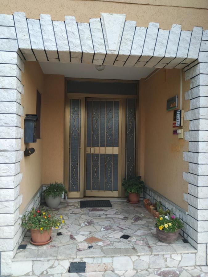 Accomodation Pertout Nova Gorica Bagian luar foto
